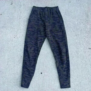 Alphalete women s Joggers green camo leggings pockets‎ drawstring Running Active